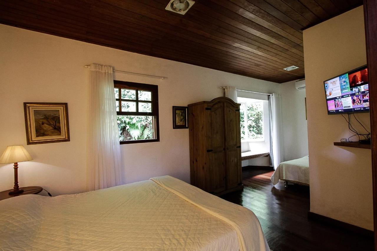 Hotel Pequena Suecia Penedo  Zimmer foto