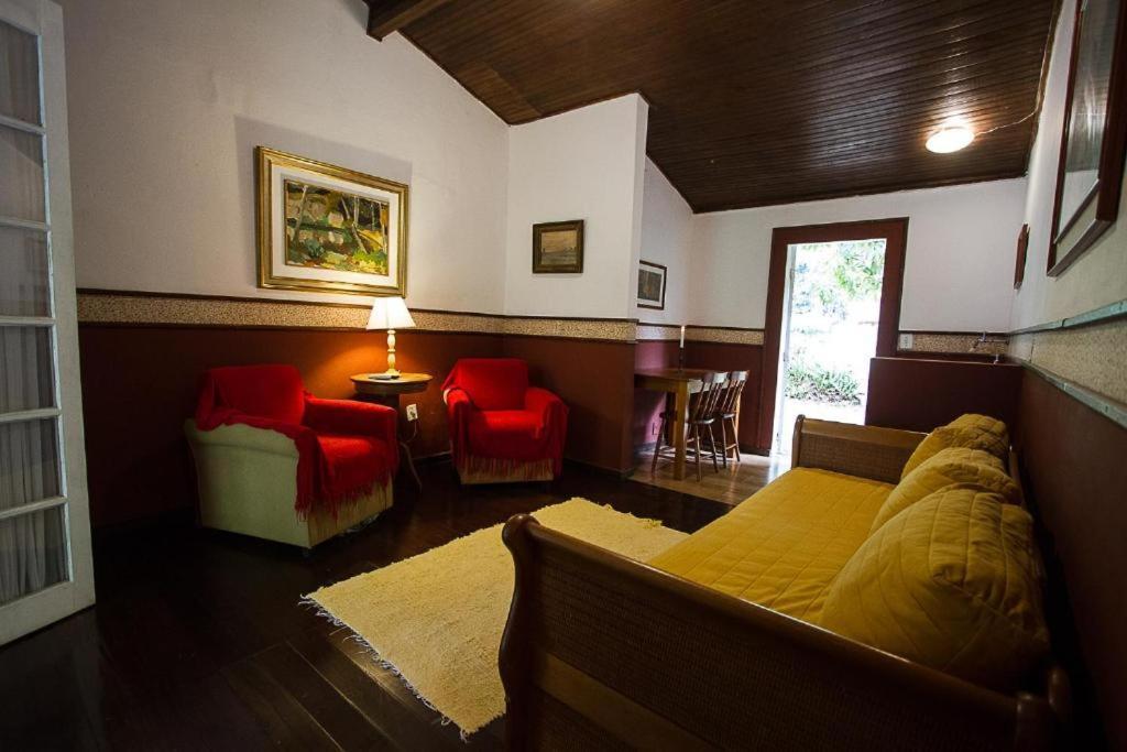 Hotel Pequena Suecia Penedo  Zimmer foto