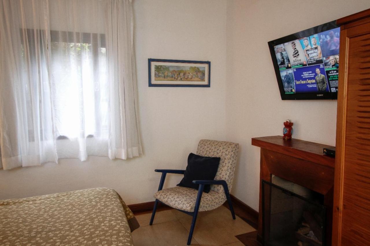 Hotel Pequena Suecia Penedo  Zimmer foto